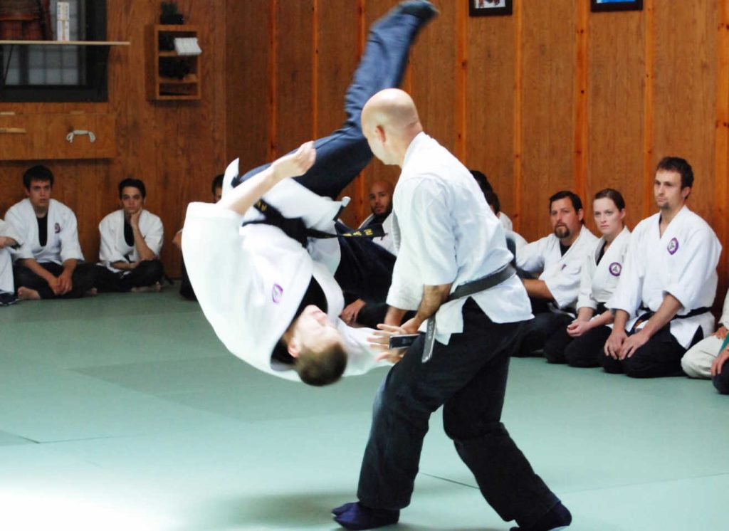 Pécs Harcművészet Önvédelem Küzdősport